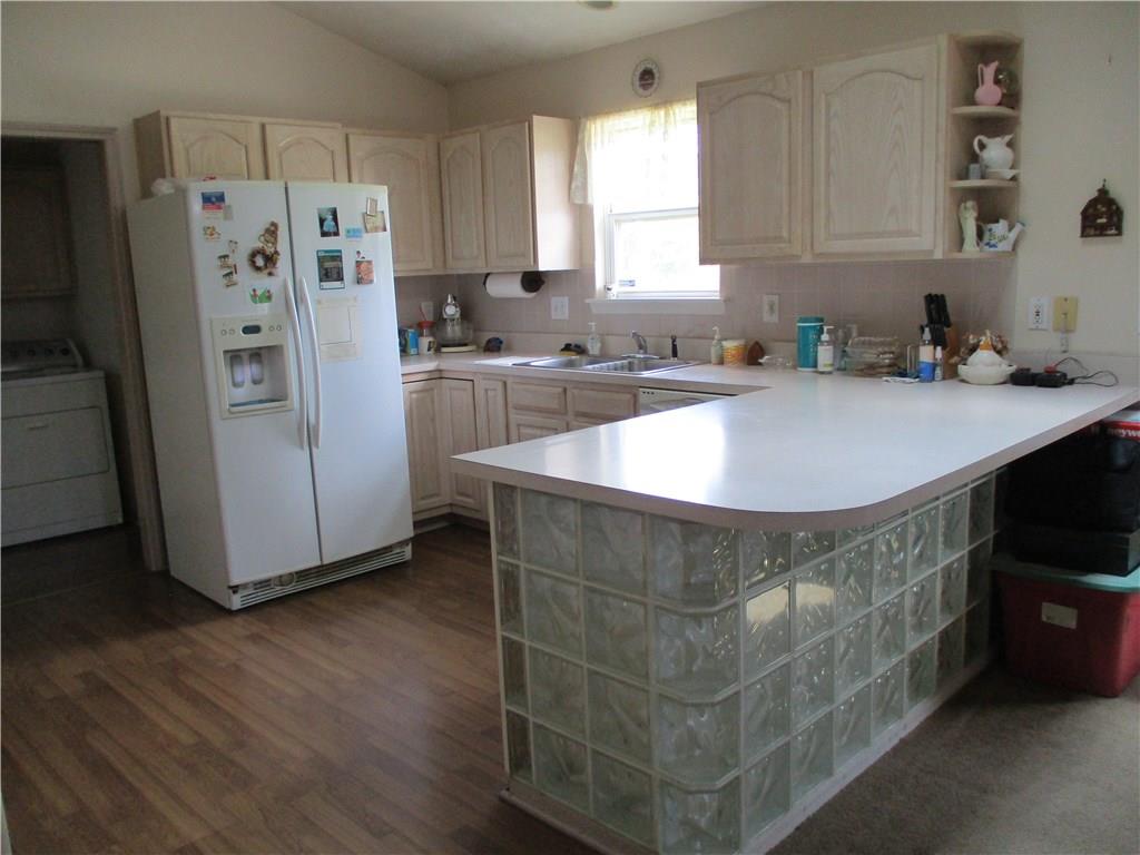 11852 Shannon Pointe Road Indianapolis, IN 46229 - Photo 14 of 28 Gallery Image 14