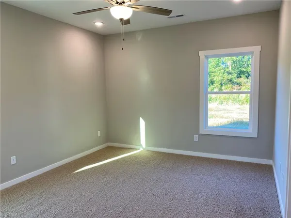 $318,999 | 1016 Fairfield Drive, Yadkinville, NC 27055