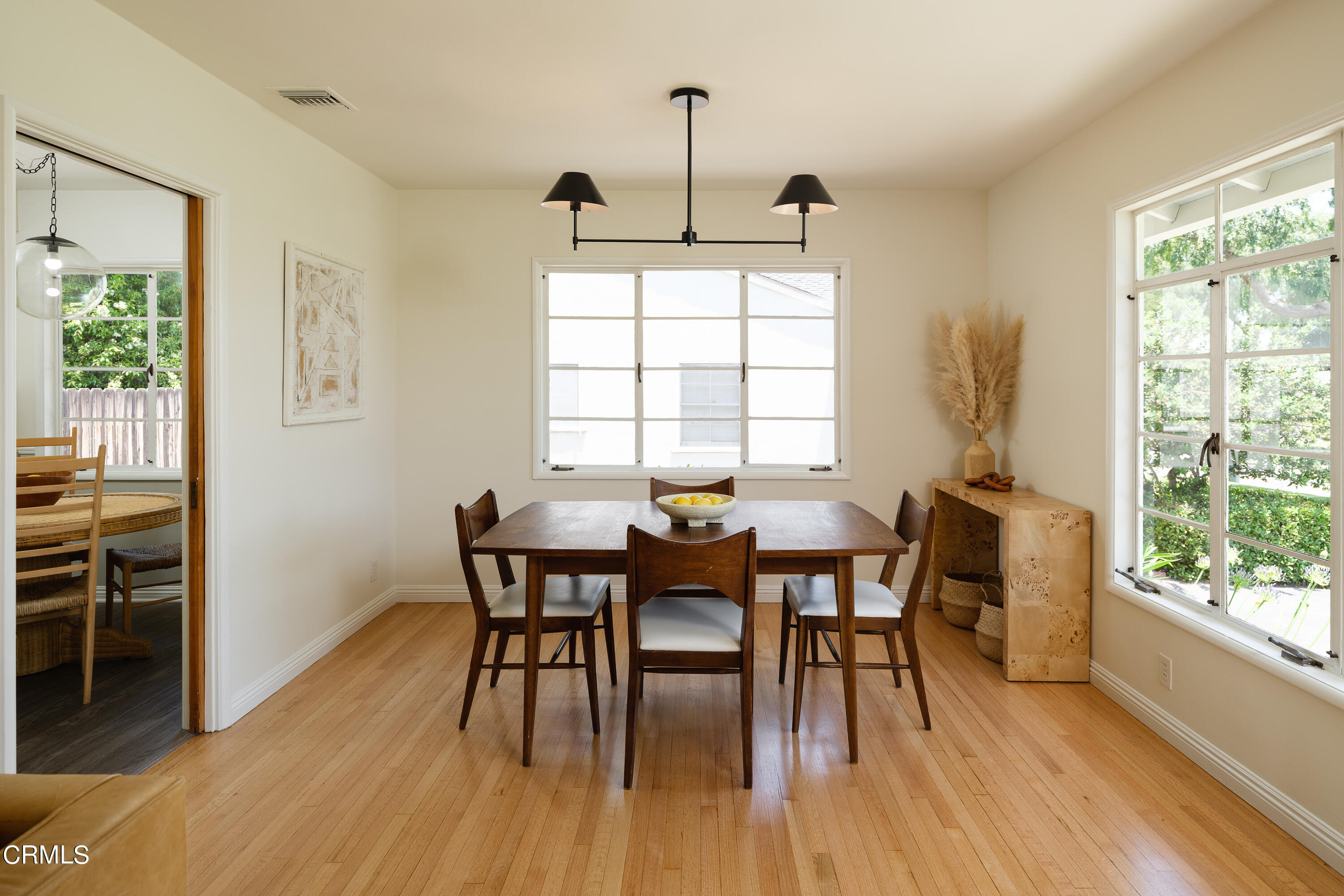 2401 Queensberry Road Pasadena, CA 91104 - Photo 11 of 41 NPW_2401Queensberry_011_FLEXMLS