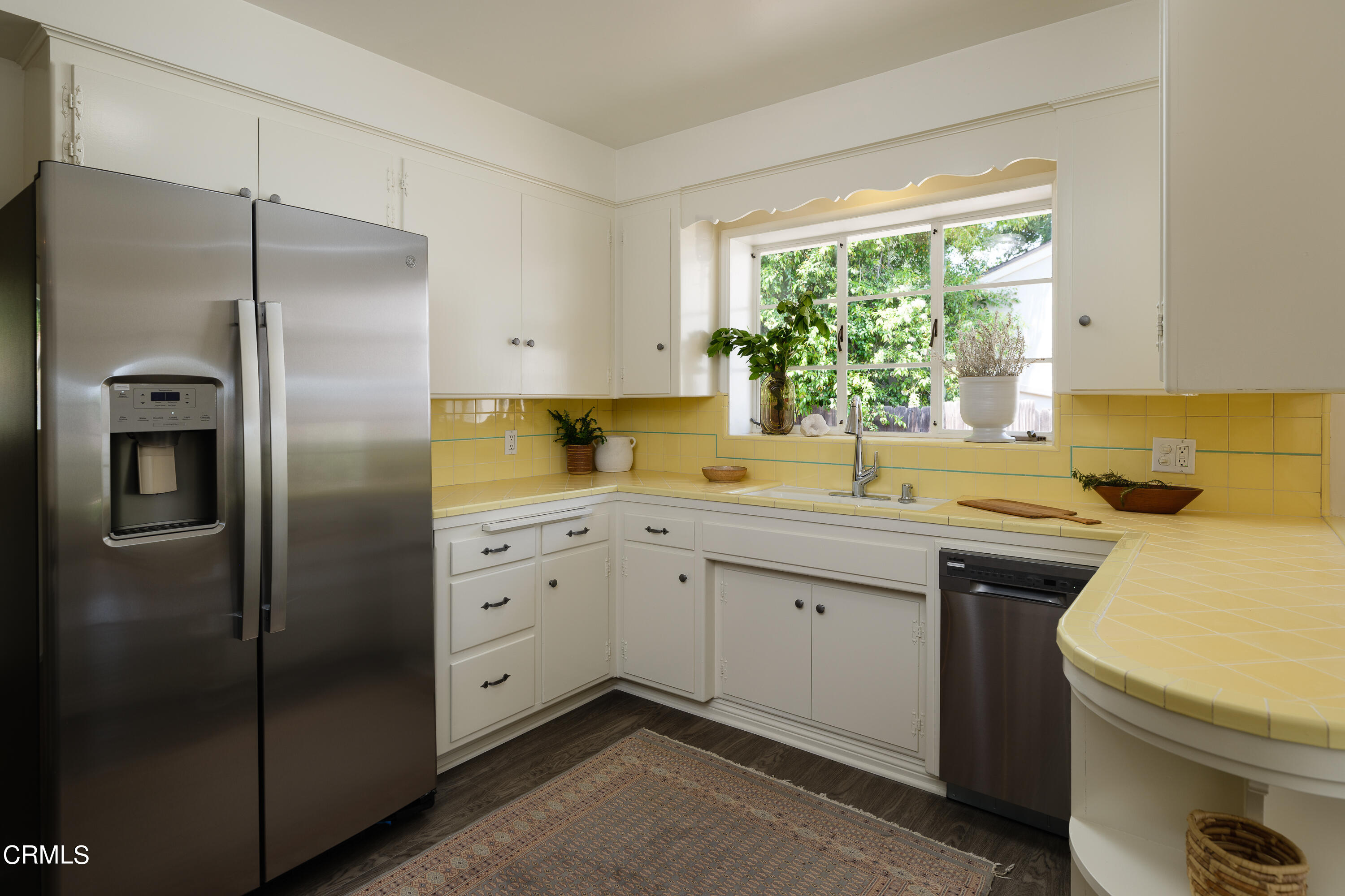 2401 Queensberry Road Pasadena, CA 91104 - Photo 15 of 41 NPW_2401Queensberry_015_FLEXMLS