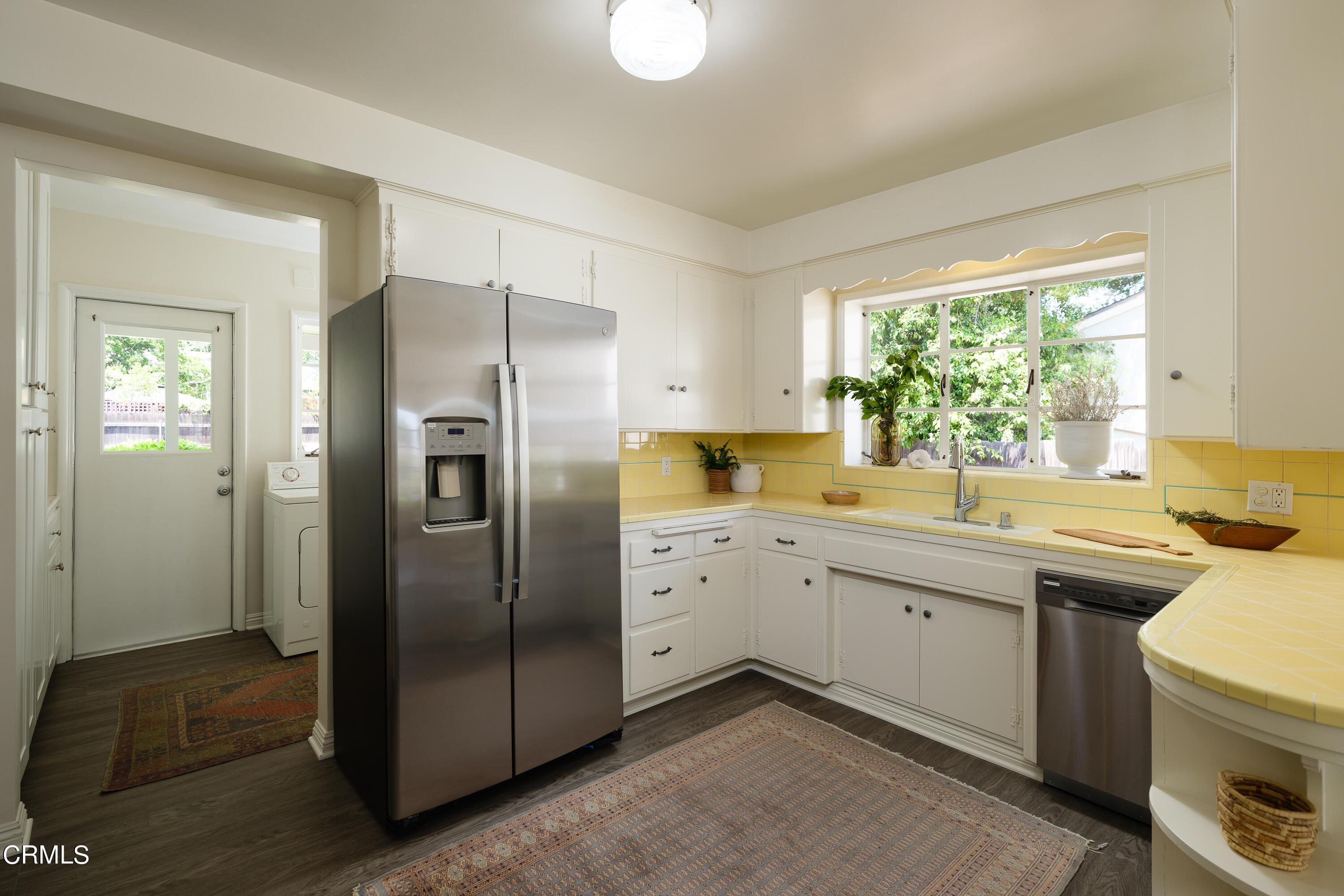 2401 Queensberry Road Pasadena, CA 91104 - Photo 18 of 41 NPW_2401Queensberry_018_FLEXMLS