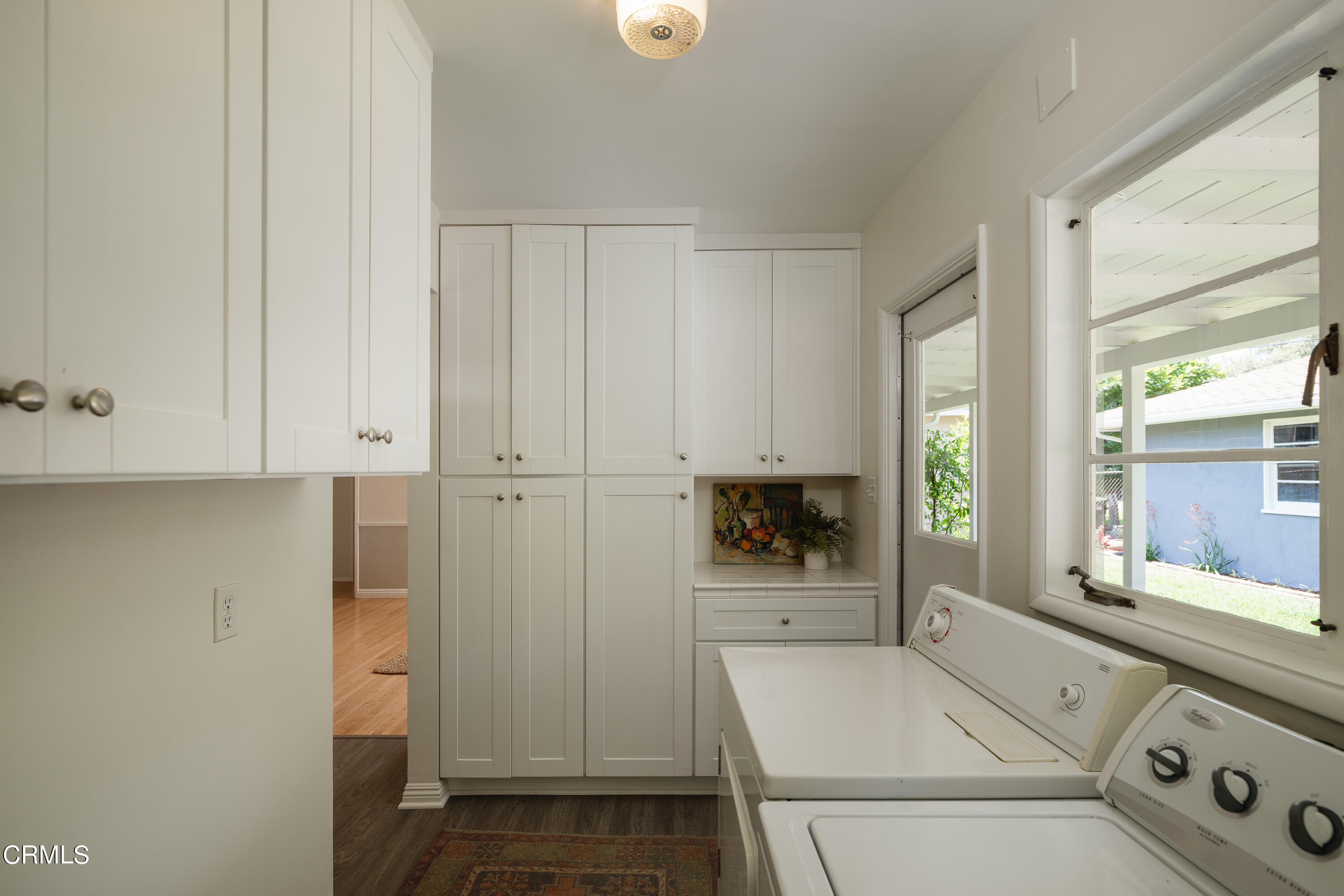2401 Queensberry Road Pasadena, CA 91104 - Photo 21 of 41 NPW_2401Queensberry_021_FLEXMLS
