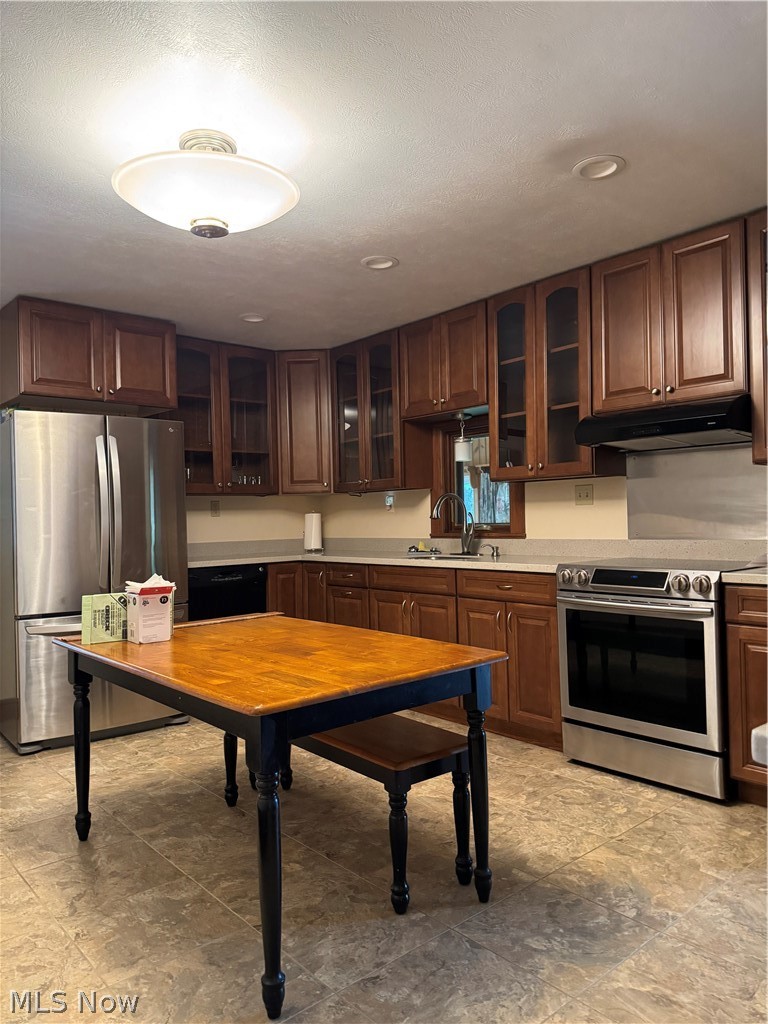 15191 Whitehead Road Lagrange, OH 44050 - Photo 5 of 34 kitchen eat in area
