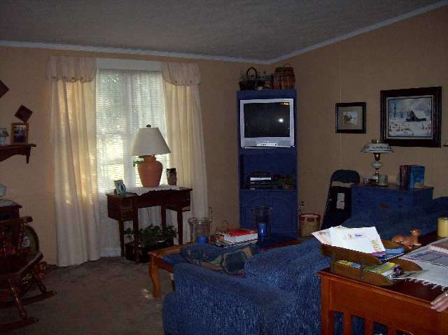 9559 Augusta Road Pelzer, SC 29669 - Photo 7 of 9