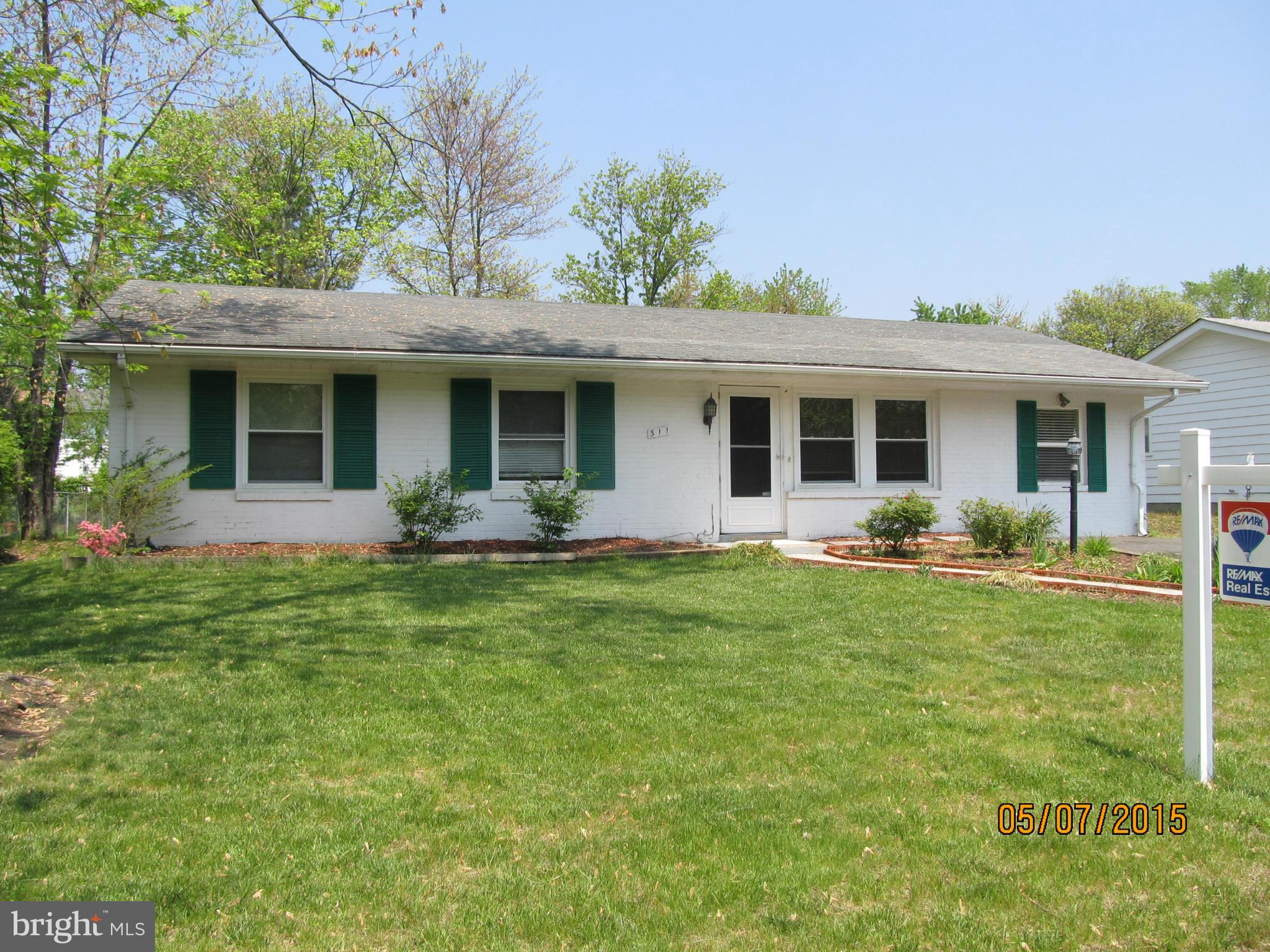 311 Poplar Road Sterling, VA 20164 - Photo 1 of 27 Exterior (Front)