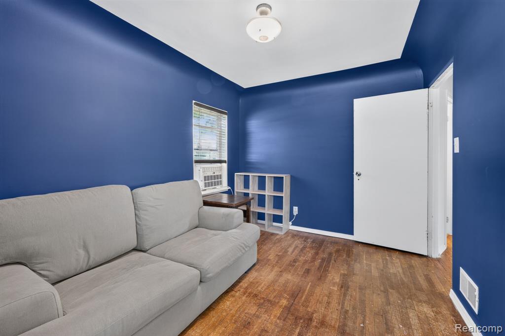 7077 West Frances Road Flushing, MI 48433 - Photo 27 of 50