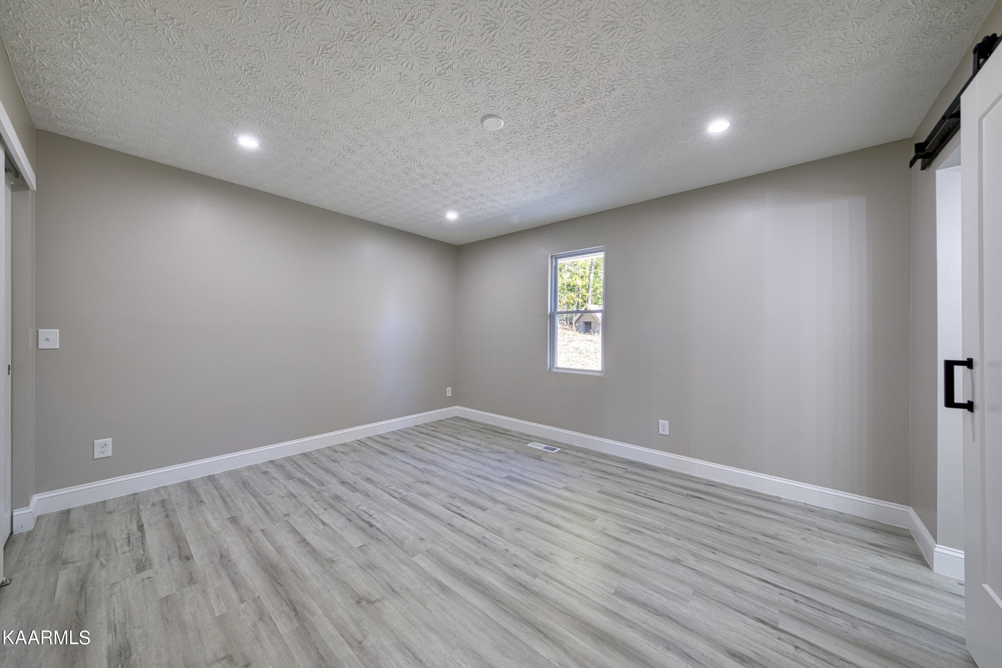 1317 Fork Road Greenback, TN 37742 - Photo 31 of 42 Gallery Image 31