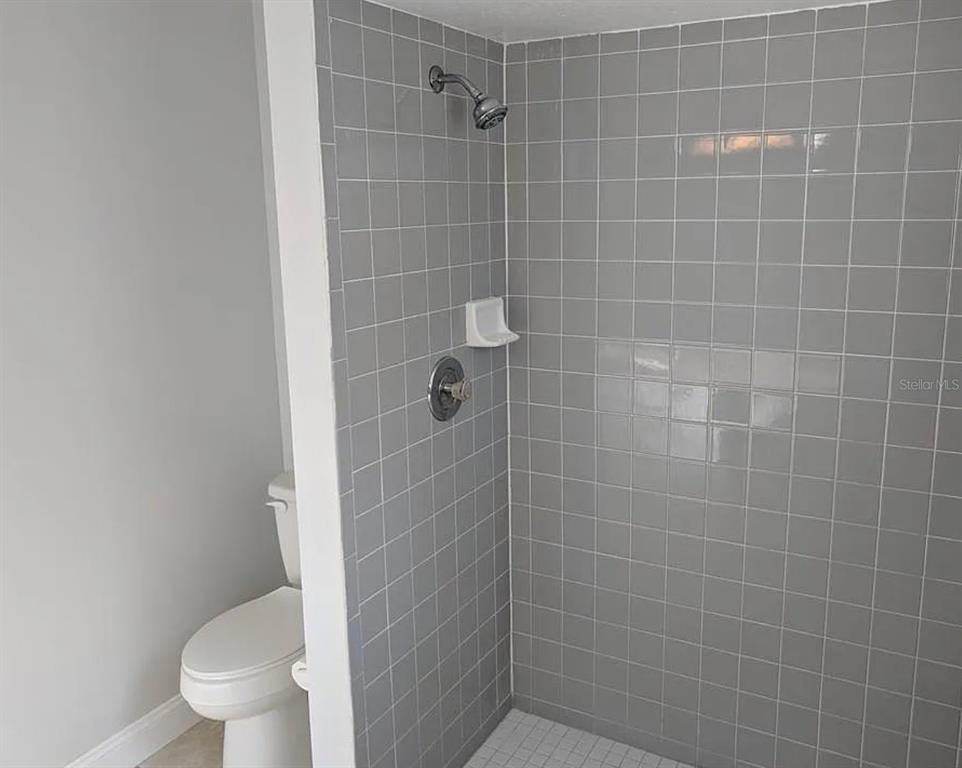 671 Regency Way Kissimmee, FL 34758 - Photo 10 of 14