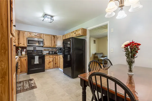 $259,900 | 48 Drummond Street, Auburn, NY 13021