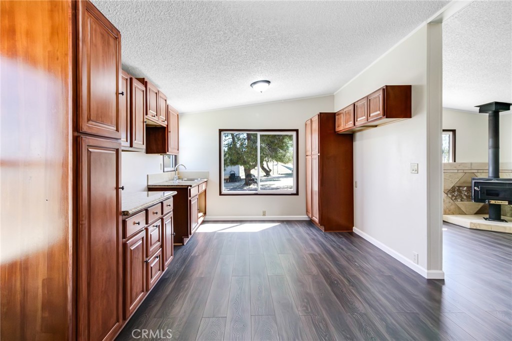 11781 Riggins Road Phelan, CA 92371 - Photo 4 of 16