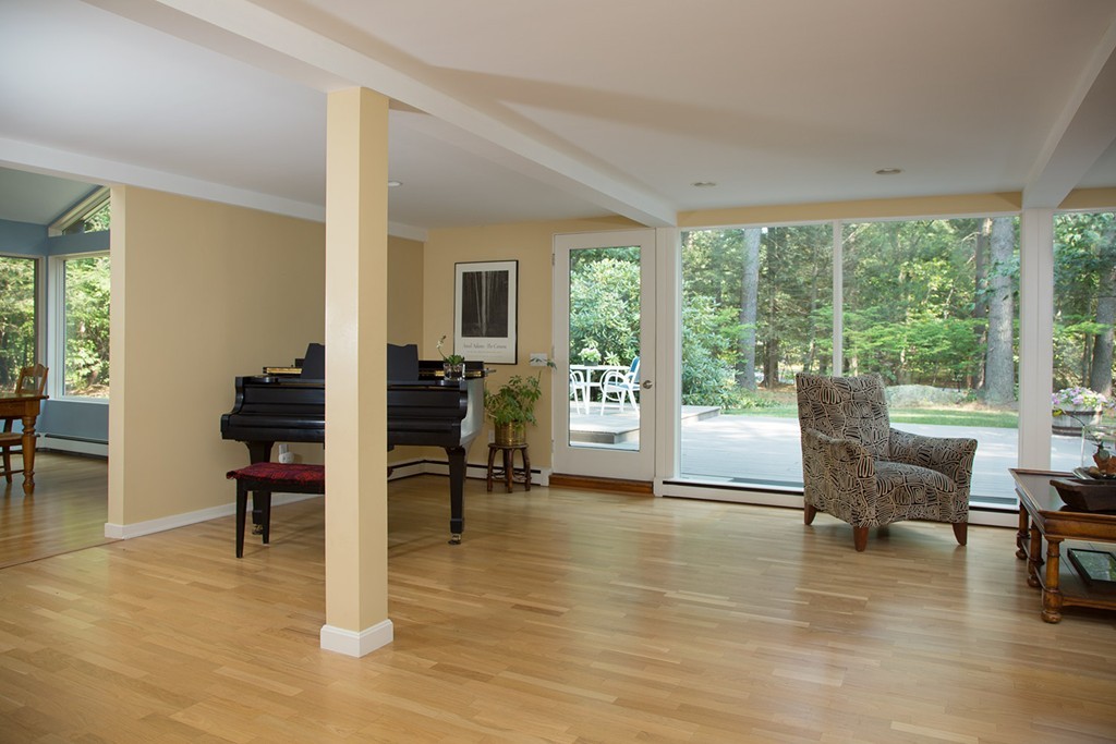 17 Demar Road Lexington, MA 02420 - Photo 7 of 10