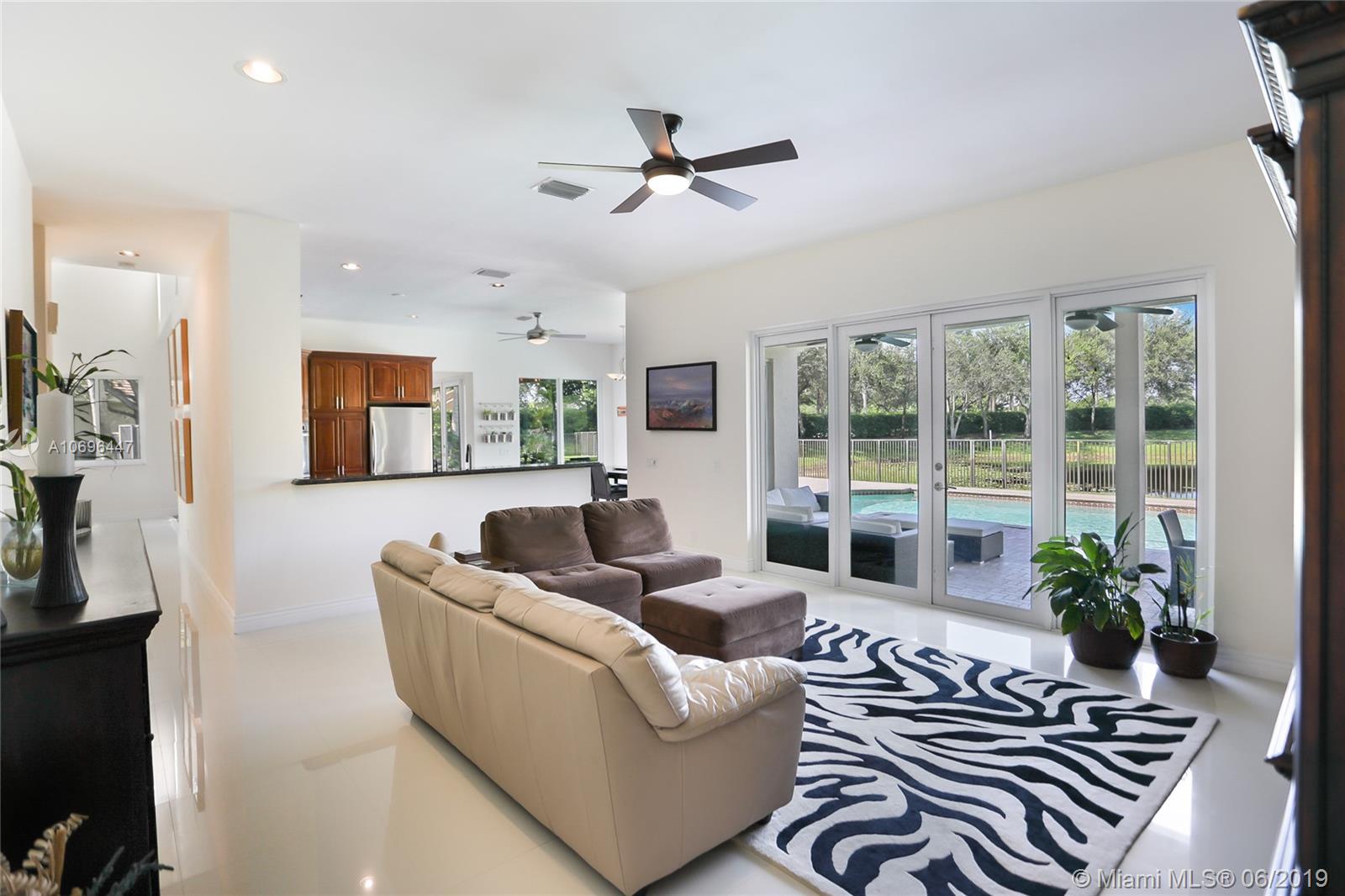399 Mallard Road Weston, FL 33327 - Photo 8 of 42 Gallery Image 8