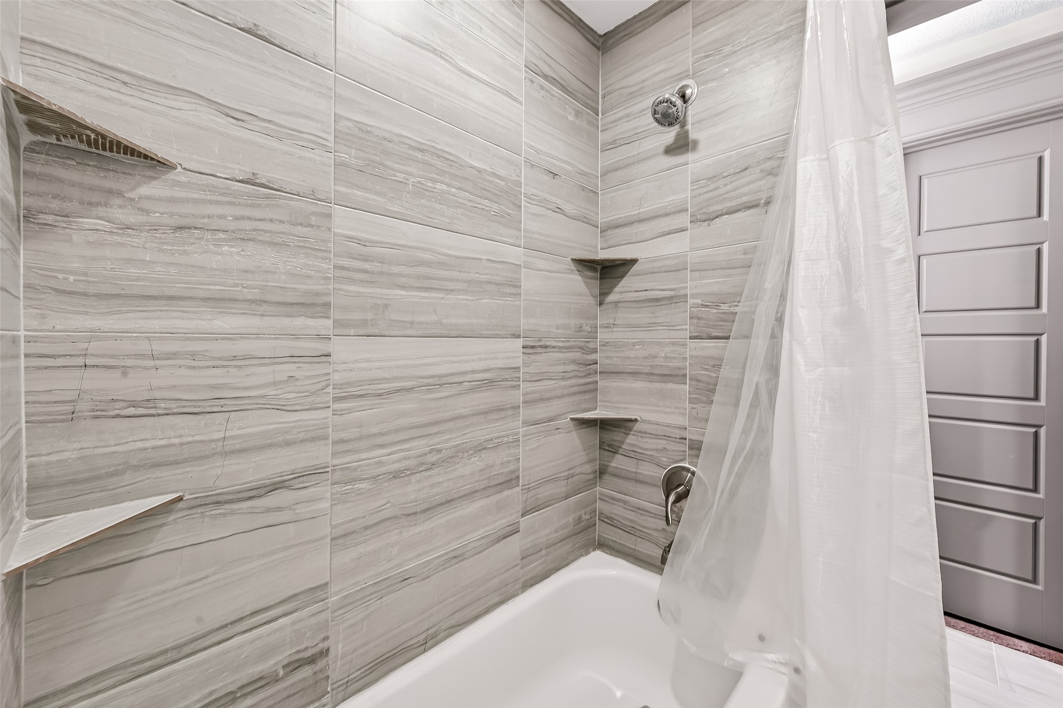 3684 Ocee Street Houston, TX 77063 - Photo 18 of 32 a bathroom with a shower