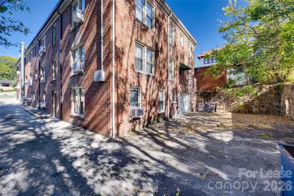 $1,050 | 49 Corban Avenue Southwest, Unit 12, Concord, NC 28025
