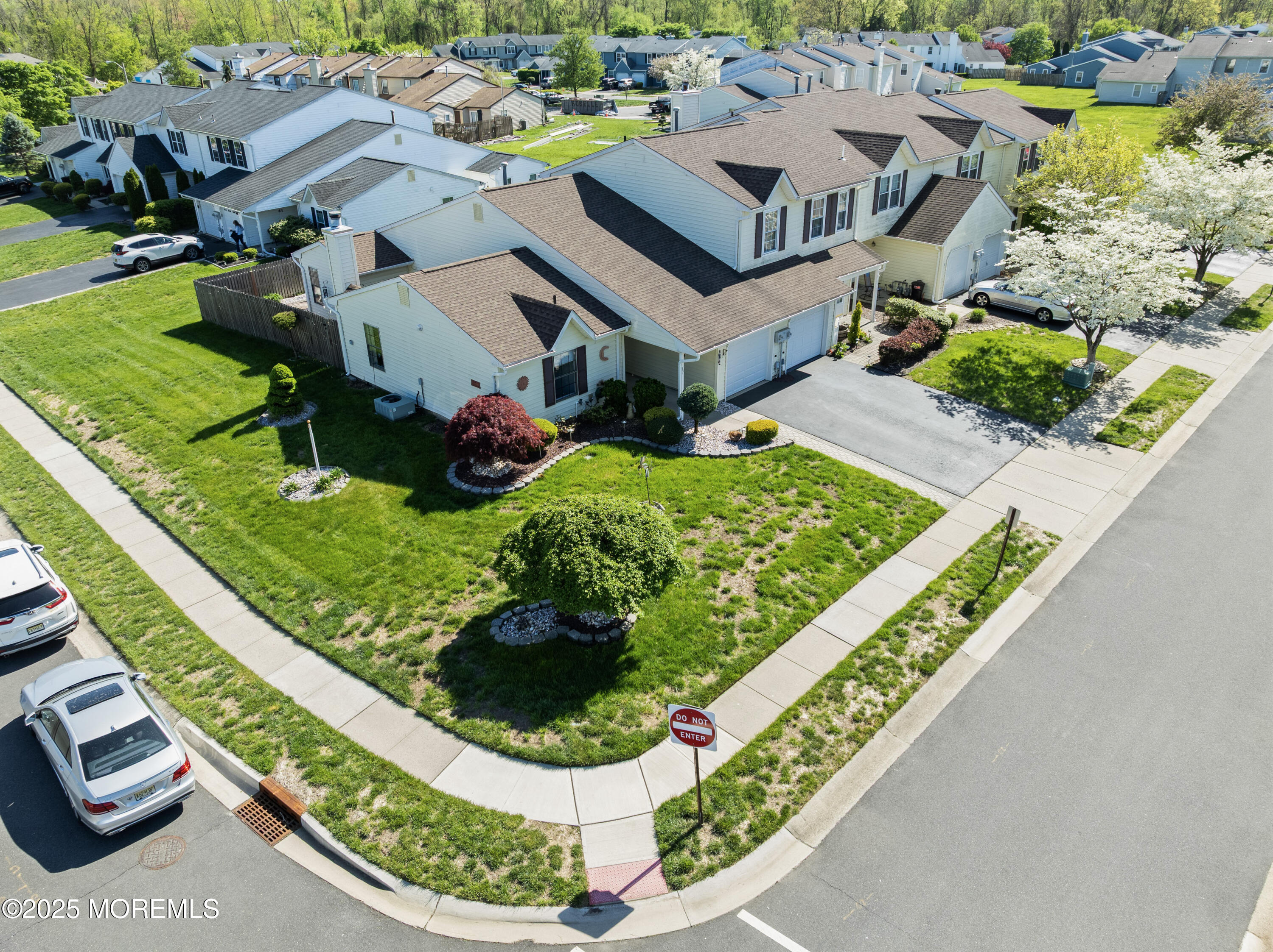 37 Sloop Square Freehold, NJ 07728 - Photo 27 of 30 Desireable Cul de Sac