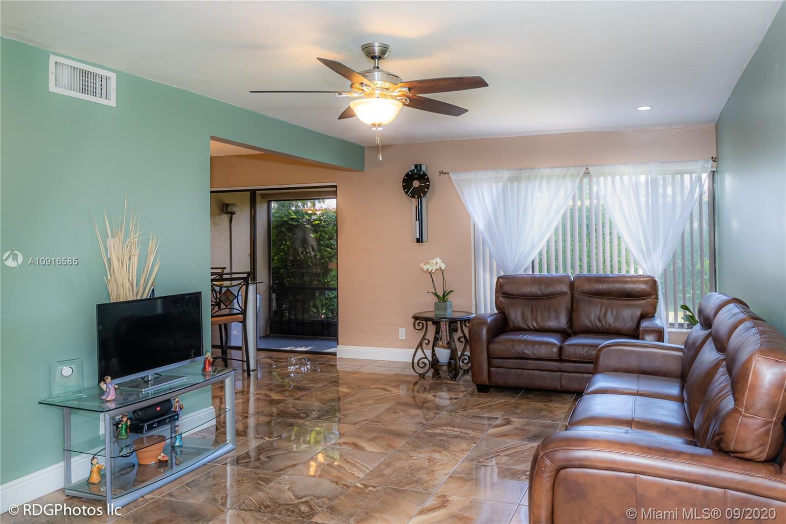 1189 Northwest 13th Street, Unit 6 Boca Raton, FL 33486 - Photo 4 of 21