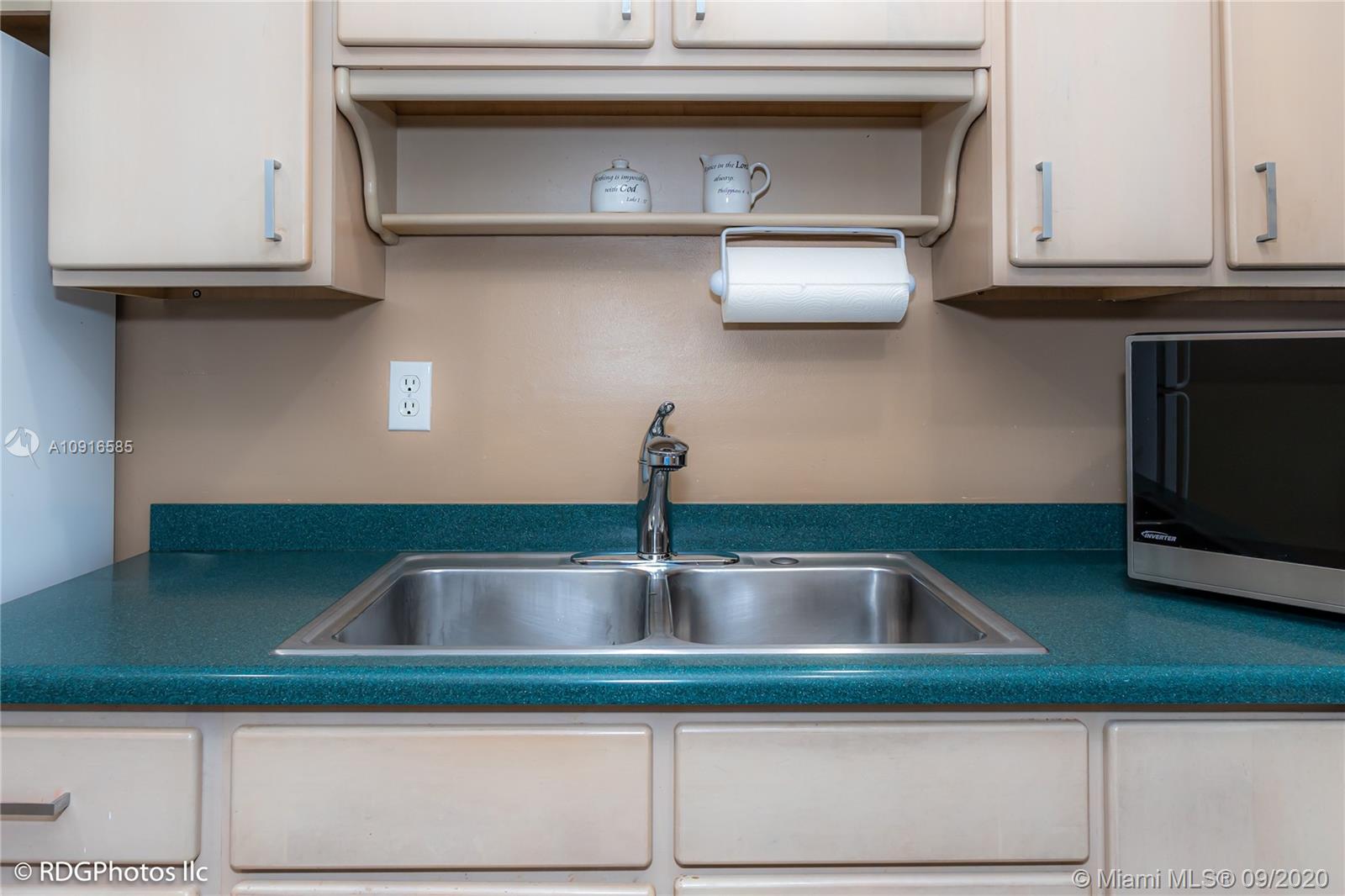 1189 Northwest 13th Street, Unit 6 Boca Raton, FL 33486 - Photo 8 of 21