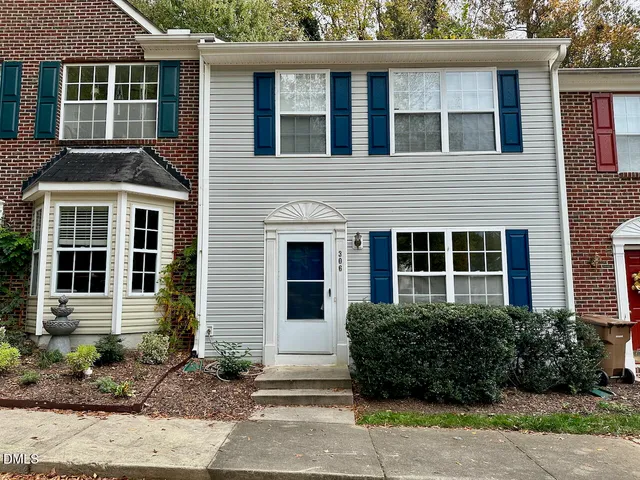$1,750 | 306 Black Bird Court, Cary, NC 27511