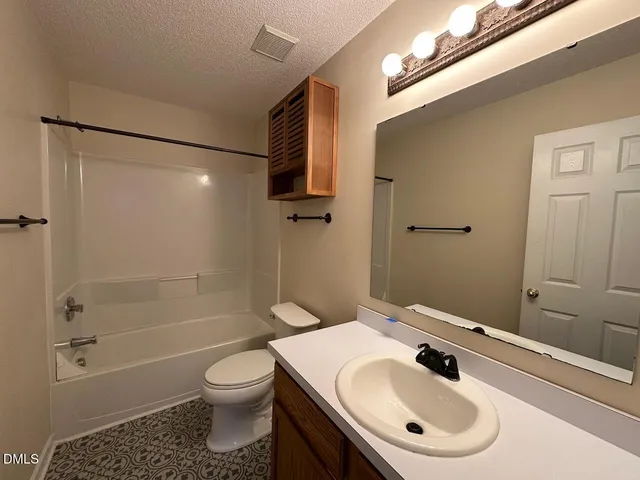 $1,750 | 306 Black Bird Court, Cary, NC 27511