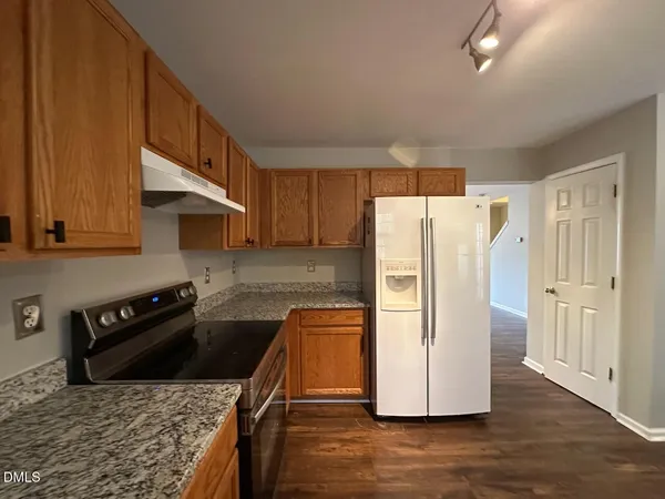 $1,675 | 306 Black Bird Court, Cary, NC 27511