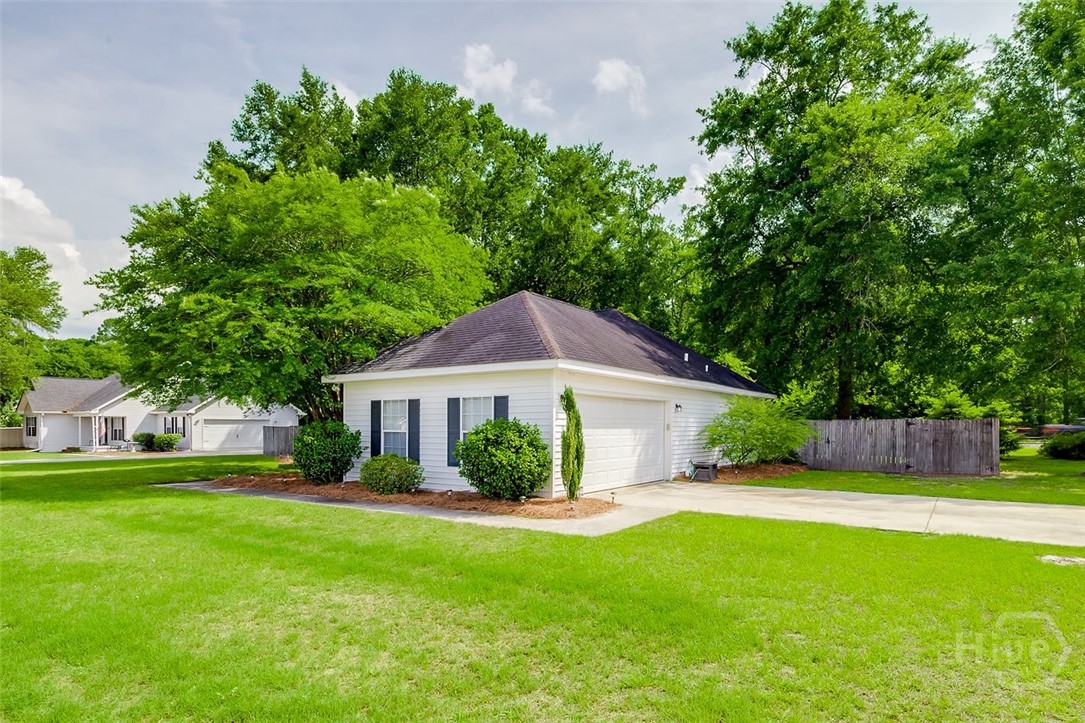 131 Warner Drive Guyton, GA 31312 - Photo 4 of 30