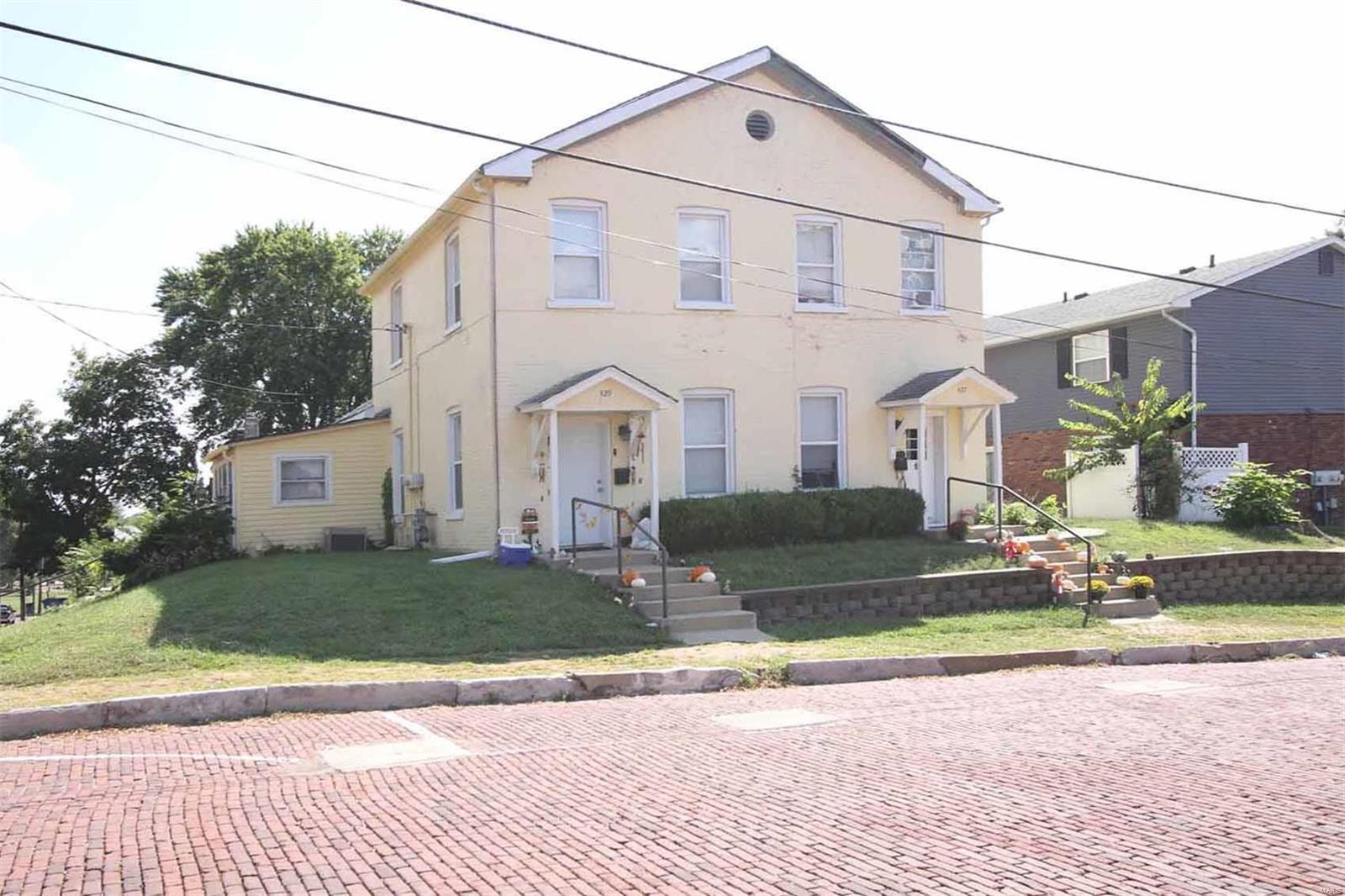 427 George Street Alton, IL 62002 - Photo 2 of 8 Gallery Image 2