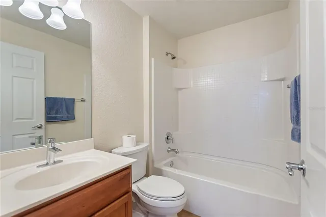 $359,900 | 418 Del Sol Avenue, Davenport, FL 33837