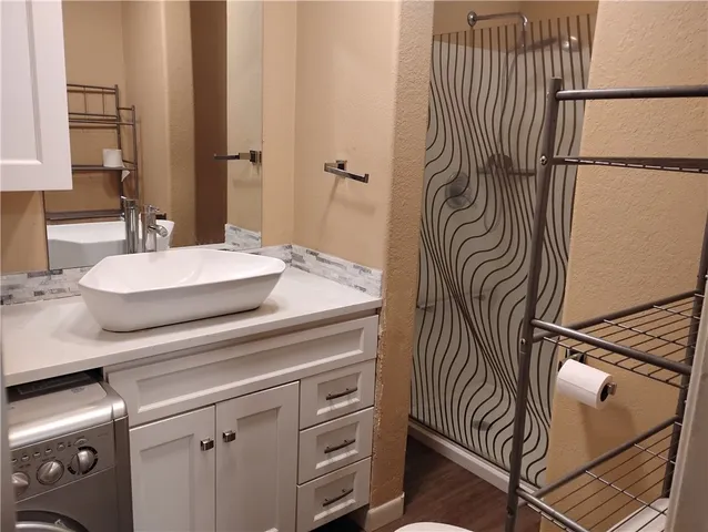 $1,075 | 4841 Highway 35 North, Unit 101, Rockport, TX 78382