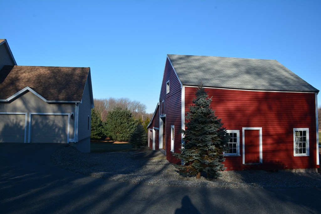 8 Upton Road Westborough, MA 01581 - Photo 4 of 19 Gallery Image 4