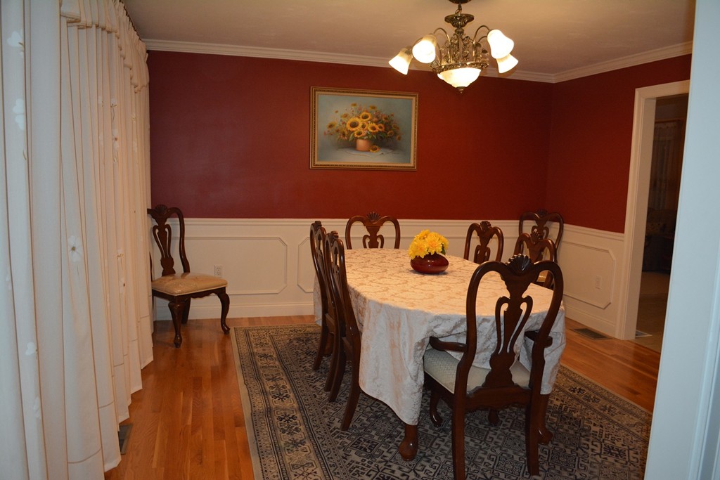 8 Upton Road Westborough, MA 01581 - Photo 9 of 19 Gallery Image 9