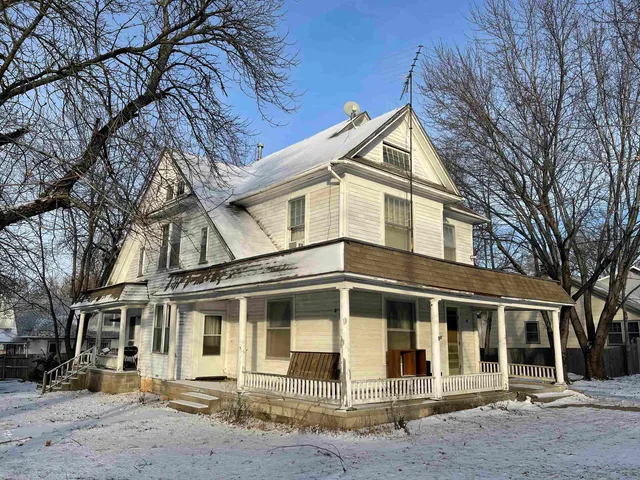 $125,000 | 421 College Street, Winfield, KS 67156