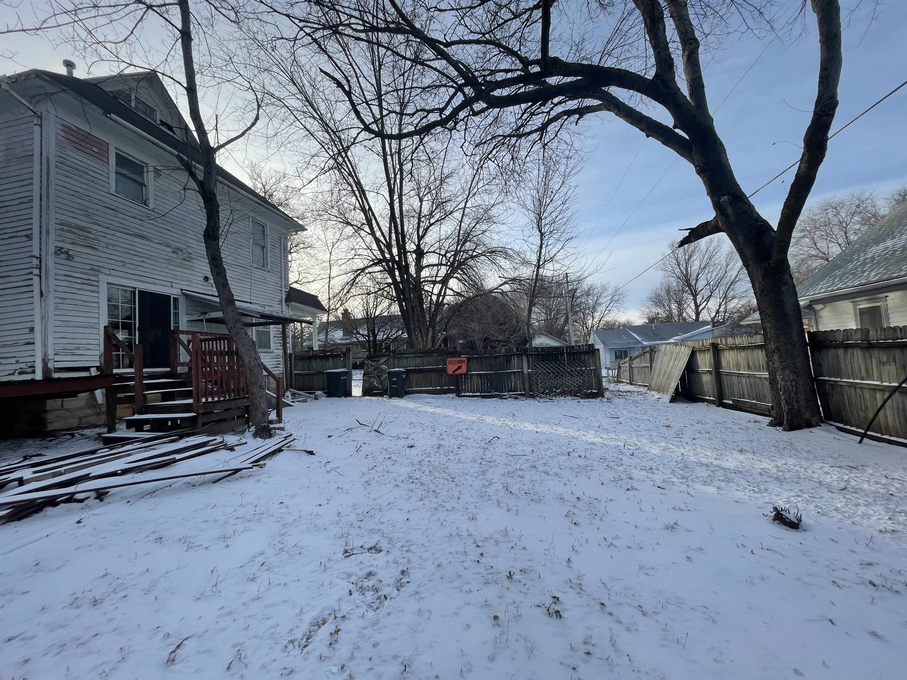 421 College Street Winfield, KS 67156 - Photo 8 of 22