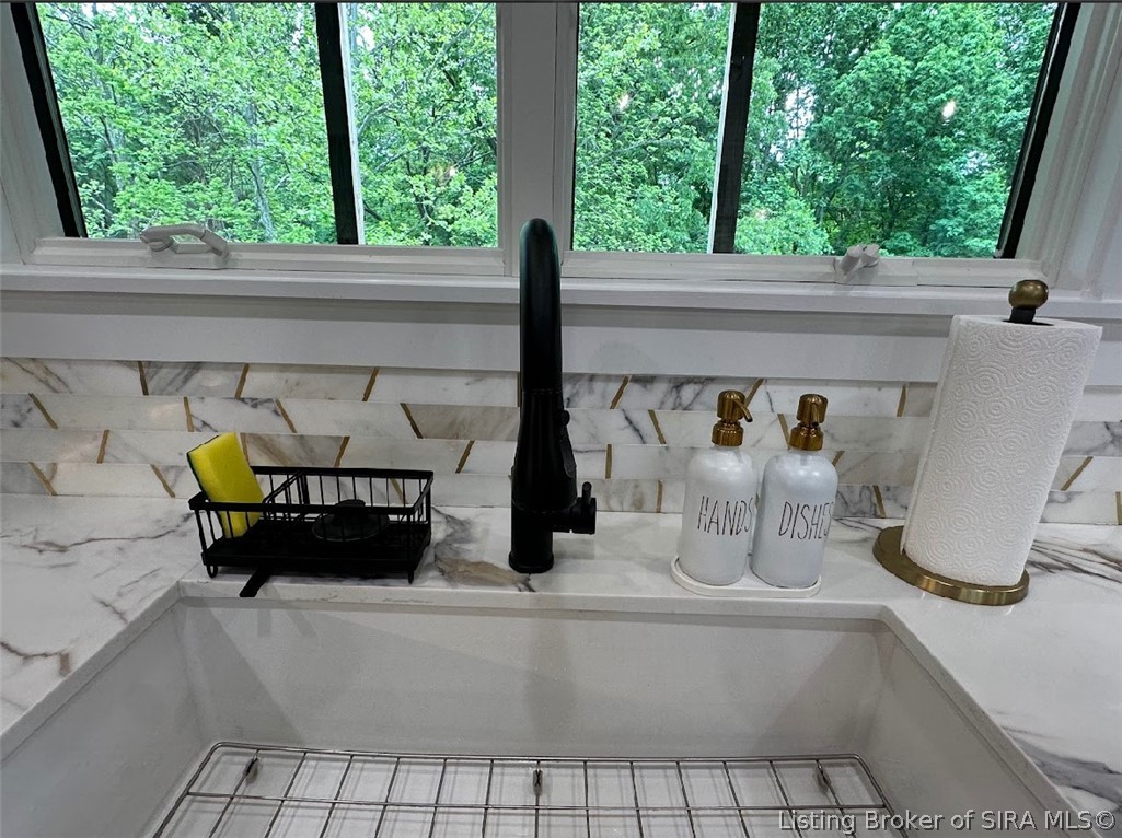 6198 Fairview Road Taswell, IN 47175 - Photo 10 of 36