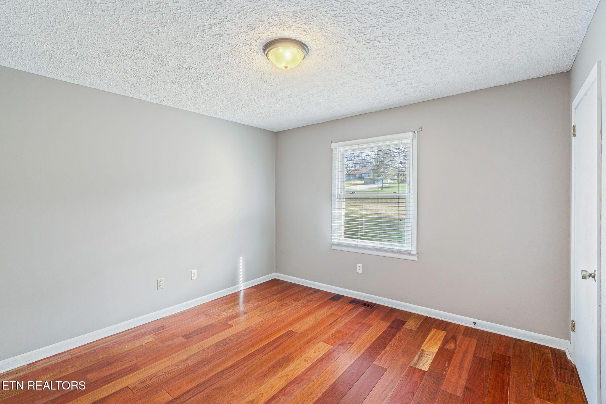 7905 Brickyard Road Powell, TN 37849 - Photo 25 of 55 24-web-or-mls-7905 Brickyard Road-17