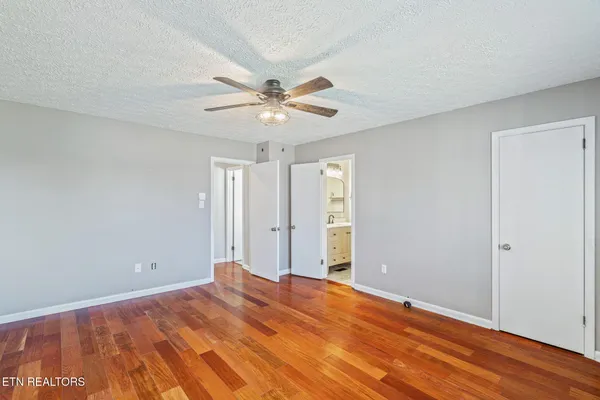 $575,000 | 7905 Brickyard Road, Powell, TN 37849