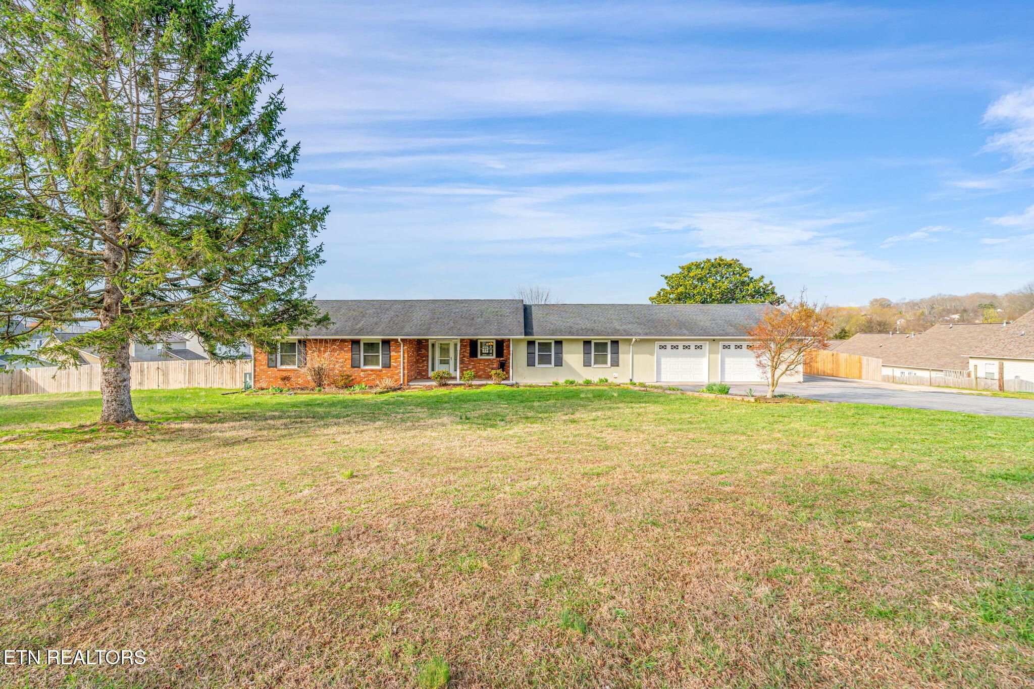 7905 Brickyard Road Powell, TN 37849 - Photo 4 of 55 2-web-or-mls-7905 Brickyard Road-27