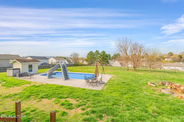 $575,000 | 7905 Brickyard Road, Powell, TN 37849