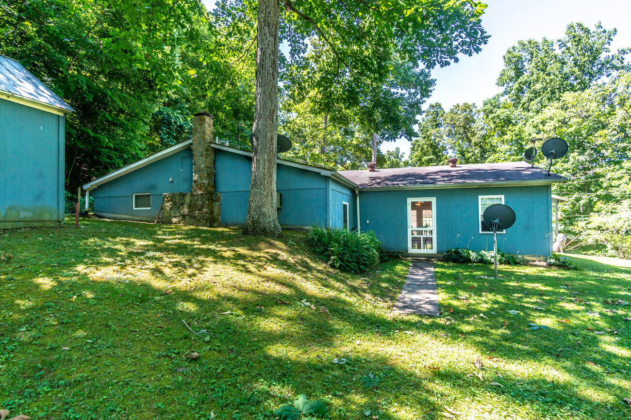 11129 Highway 1036 Road Irvine, KY 40336 - Photo 28 of 45 114