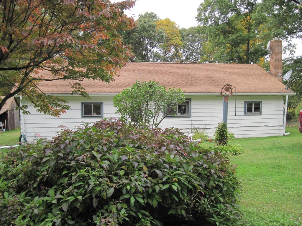 183 Maple Road Oil City, PA 16301 - Photo 2 of 5 Gallery Image 2