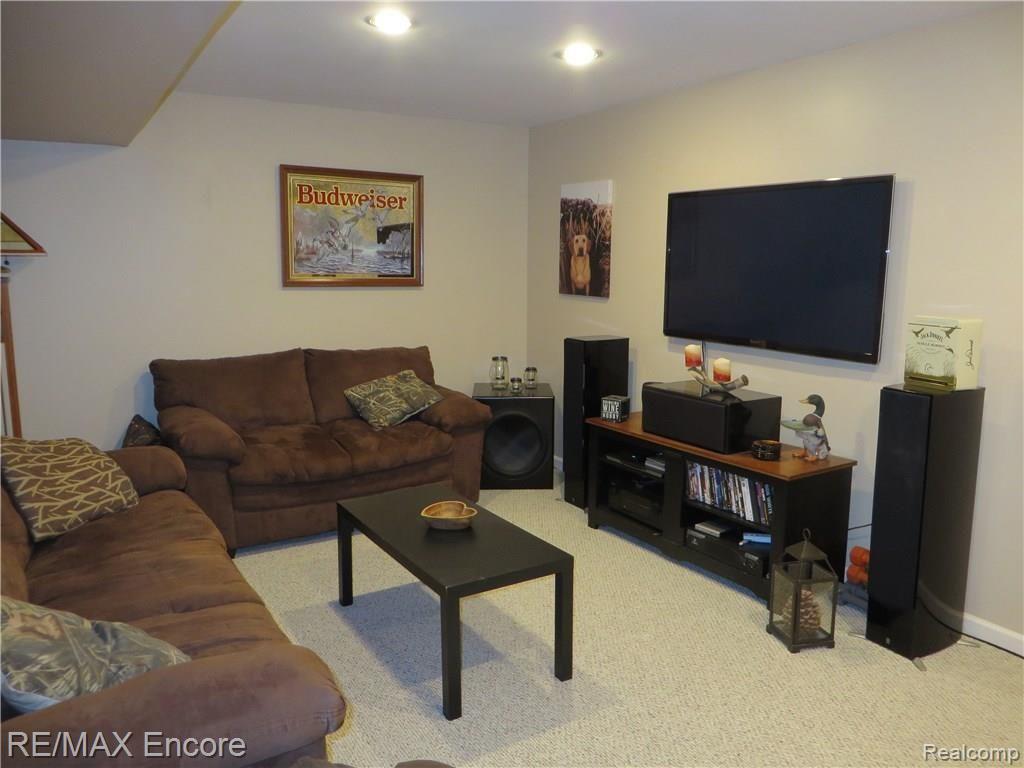 7435 Hall Road Davisburg, MI 48350 - Photo 20 of 28 Lower Level Recreation Room View 2