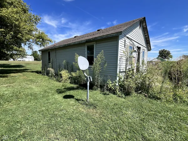 $35,000 | 9288 Highway 44, Manilla, IN 46150