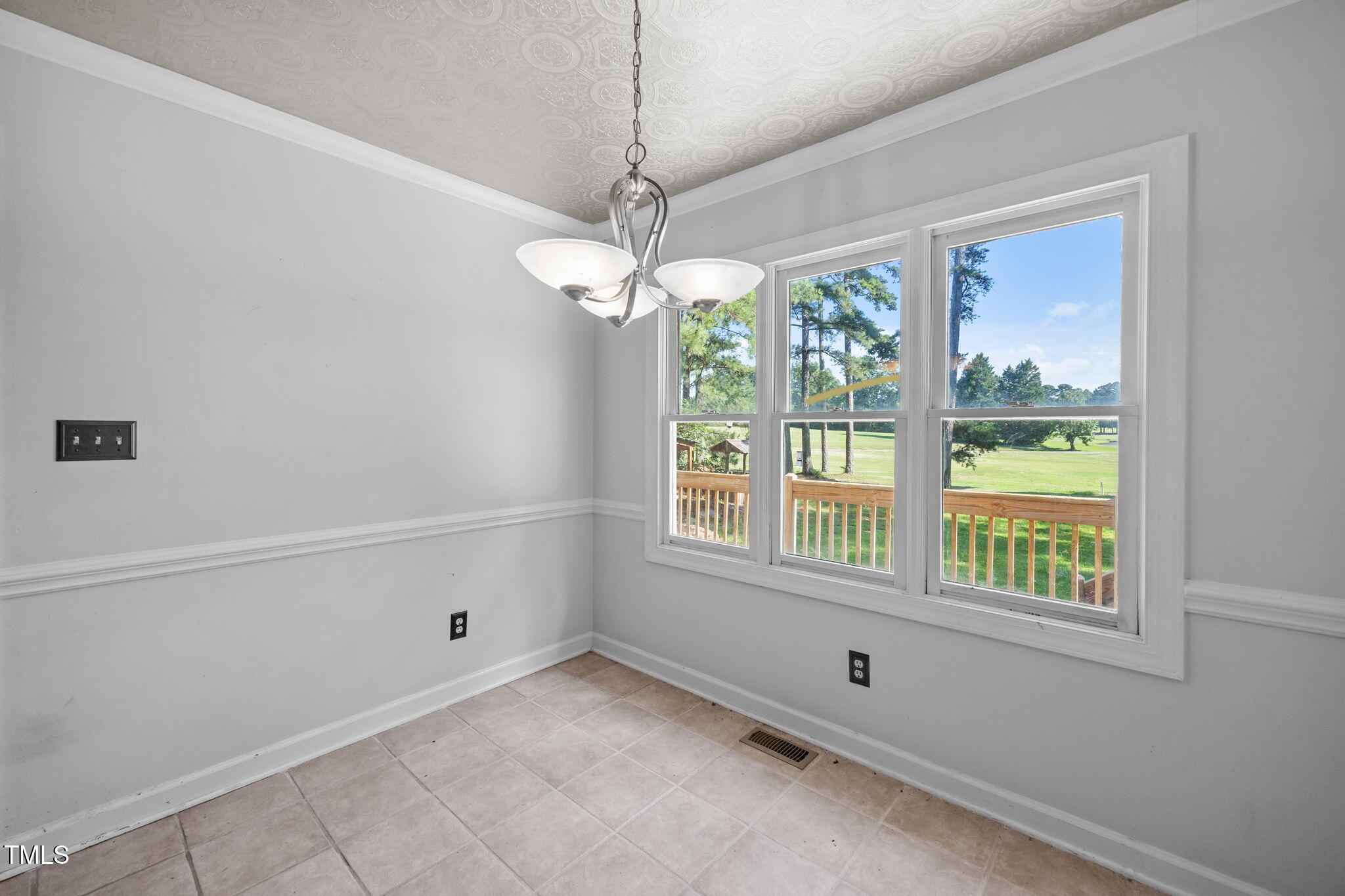 2856 Nutbush Road Henderson, NC 27537 - Photo 23 of 49 23-web-or-mls-IMG_3589