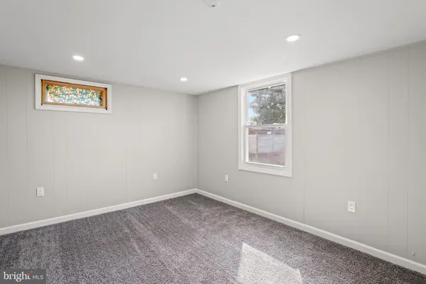 $2,400 | 695 Salem Quinton Road, Salem, NJ 08079
