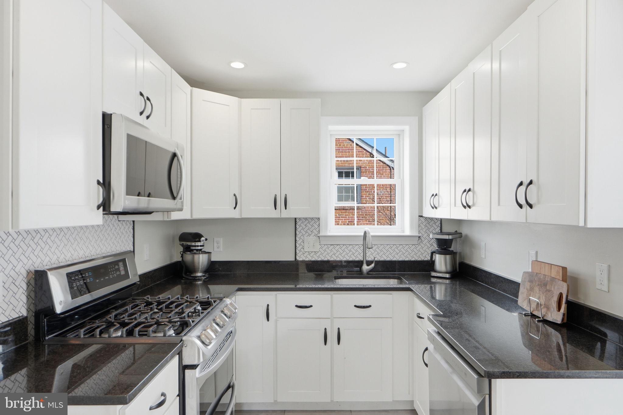 2406 Churchill Road Silver Spring, MD 20902 - Photo 7 of 25 Gallery Image 7