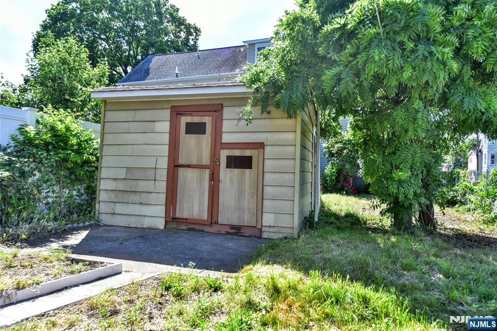 70 Main Avenue Wallington, NJ 07057 - Photo 30 of 35