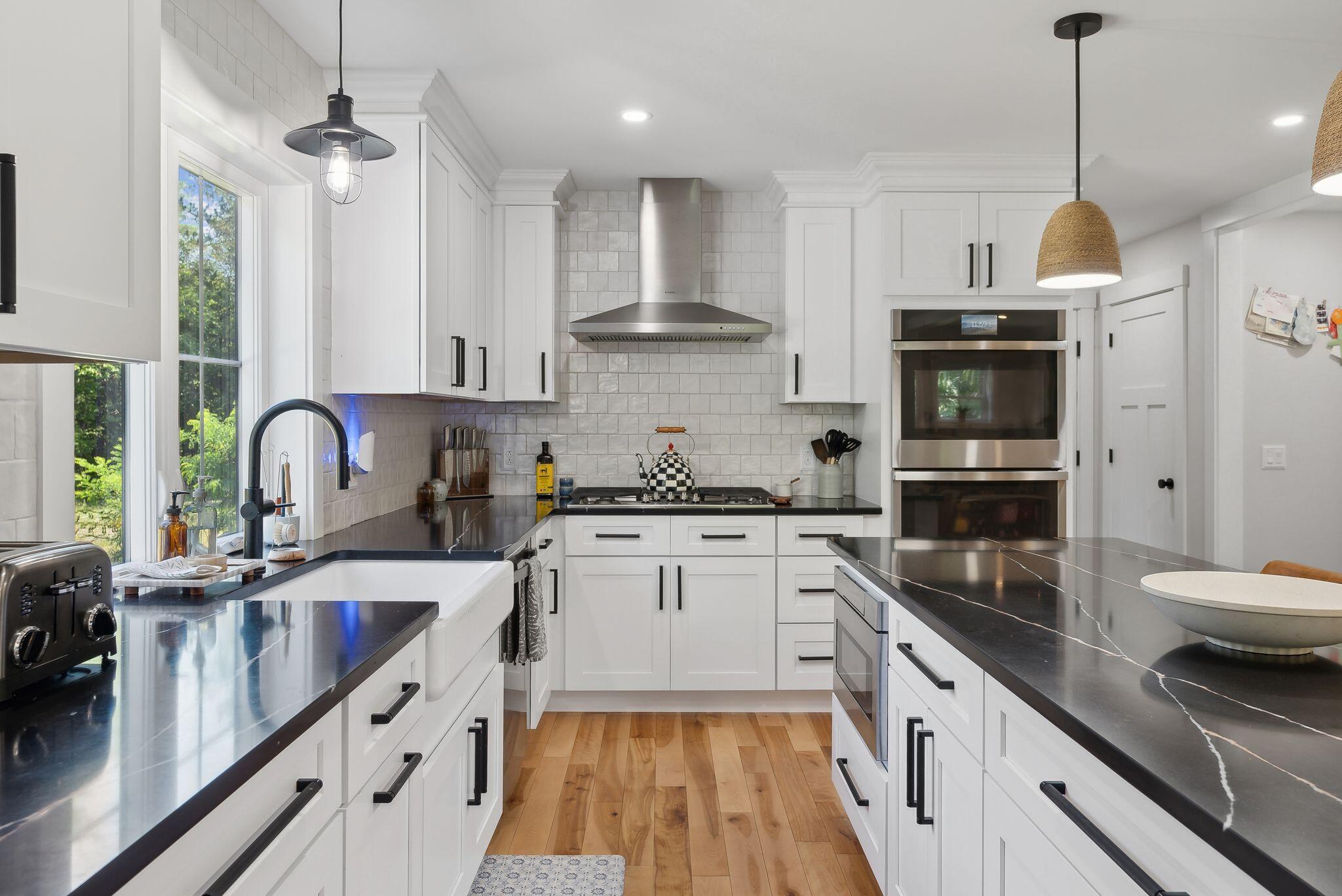 60 County Crossing Brunswick, ME 04011 - Photo 4 of 7 27_DSC03436