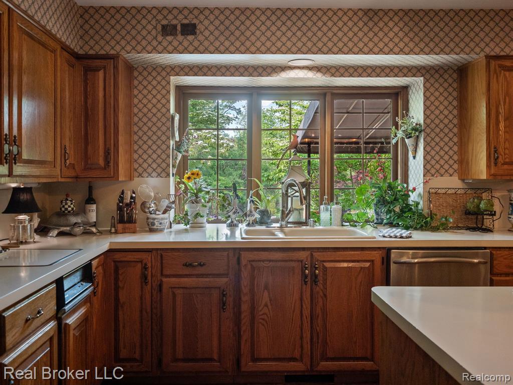 1299 Orchard Ridge Road Bloomfield Hills, MI 48304 - Photo 19 of 54 Gallery Image 19