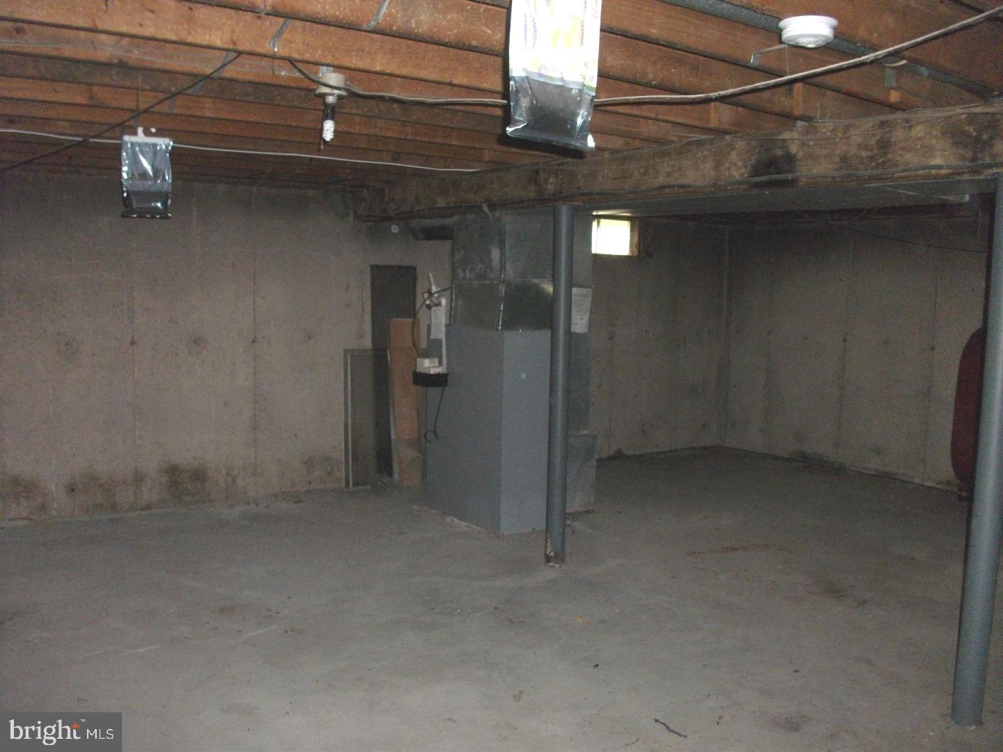 8214 Stow Road Pennsauken, NJ 08110 - Photo 12 of 16 Gallery Image 12