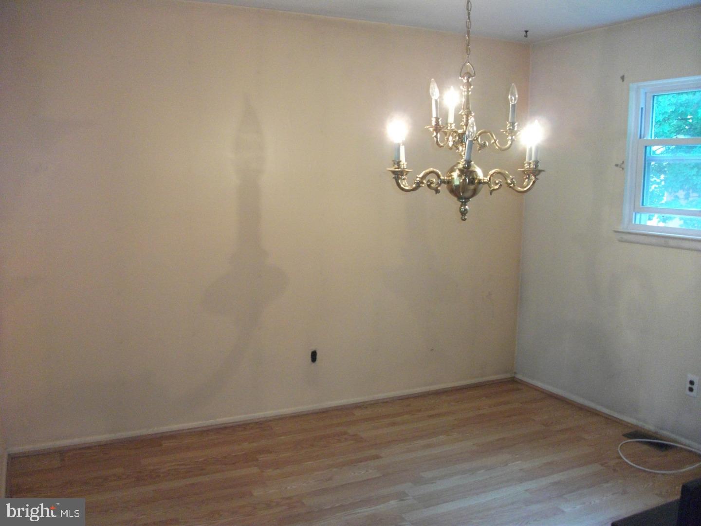 8214 Stow Road Pennsauken, NJ 08110 - Photo 4 of 16 Gallery Image 4