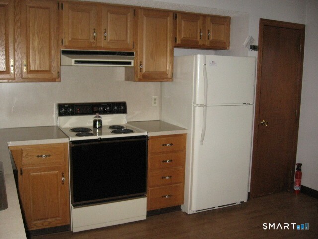 219 Nichols Drive Waterbury, CT 06708 - Photo 7 of 12